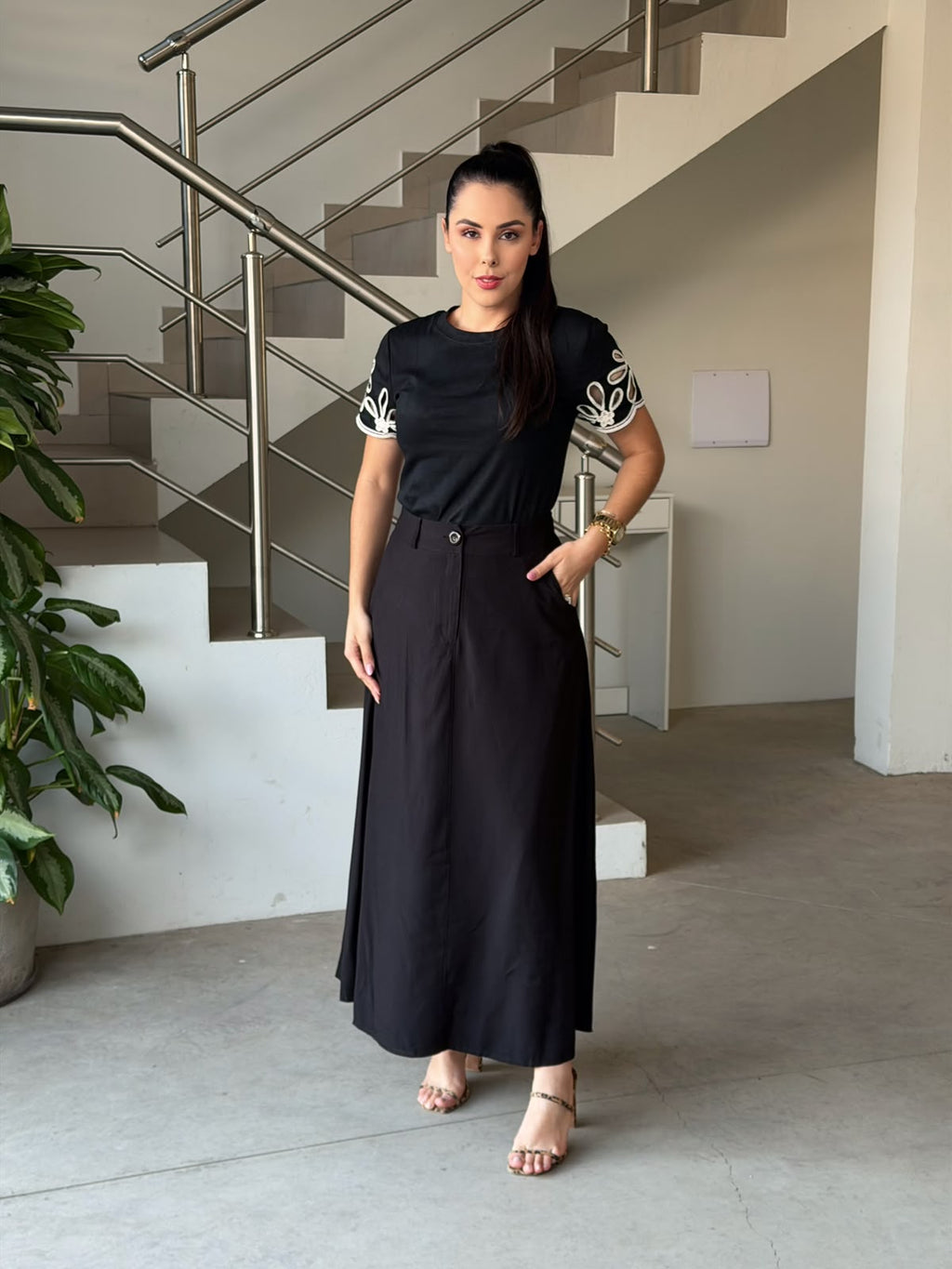 Blusa Miriã com Mangas Bordadas